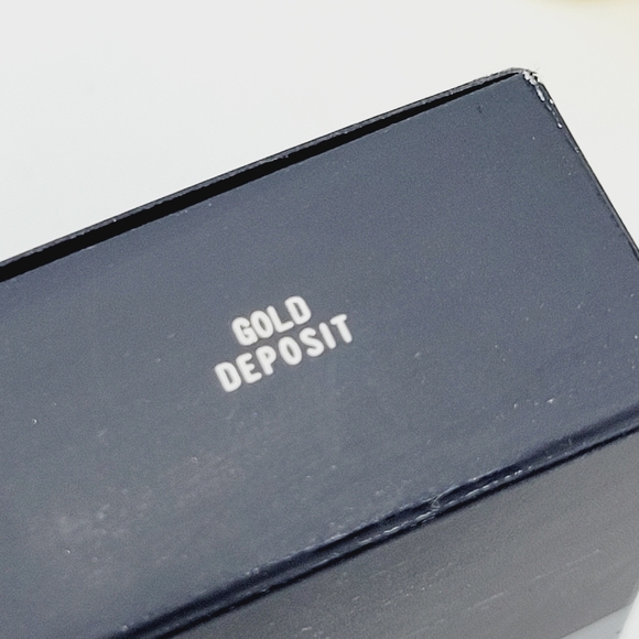 Gold Deposit Mac Mineralize SkinFinish Golden Bronze Highlighter Brand New - Picture 13 of 13